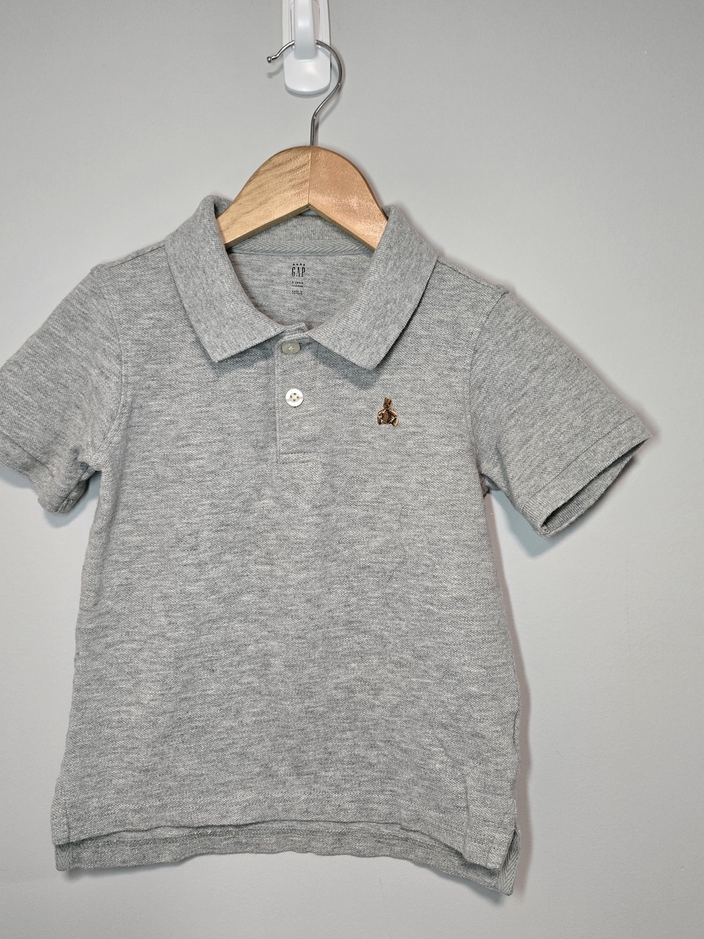 GAP Boys' Light Gray Cotton Polo Shirt with Bear Patch - Picture 7 of 7